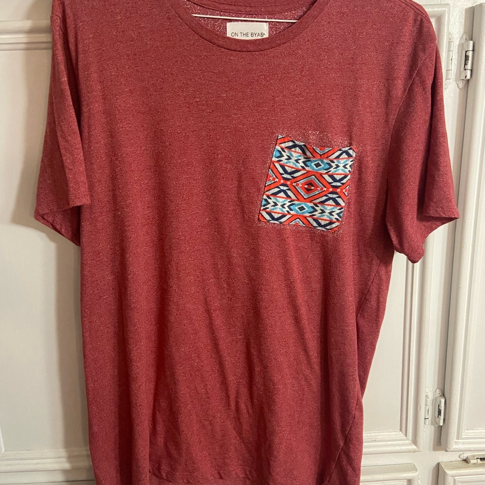 On The Byas Red SS Tee w/ Aztec Print Pocket L